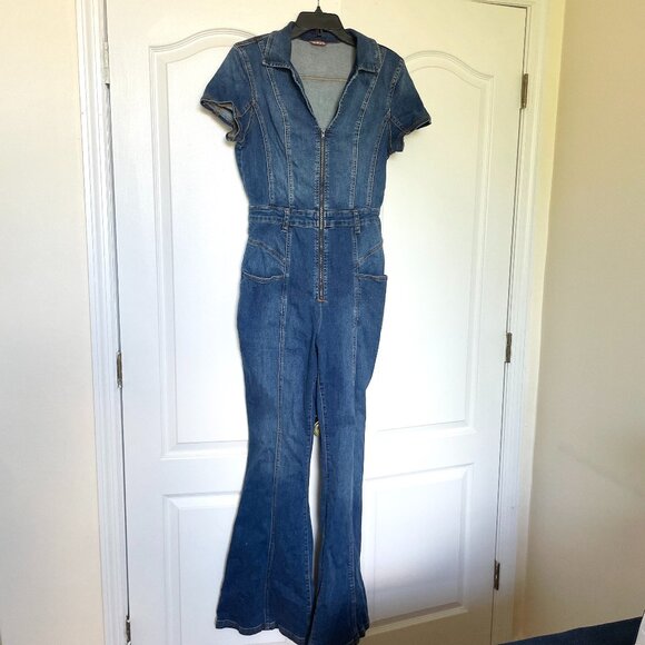 We the Free CRVY Dark Wash Denim Short Sleeve Zip Up Flare Jumpsuit - Picture 1 of 8